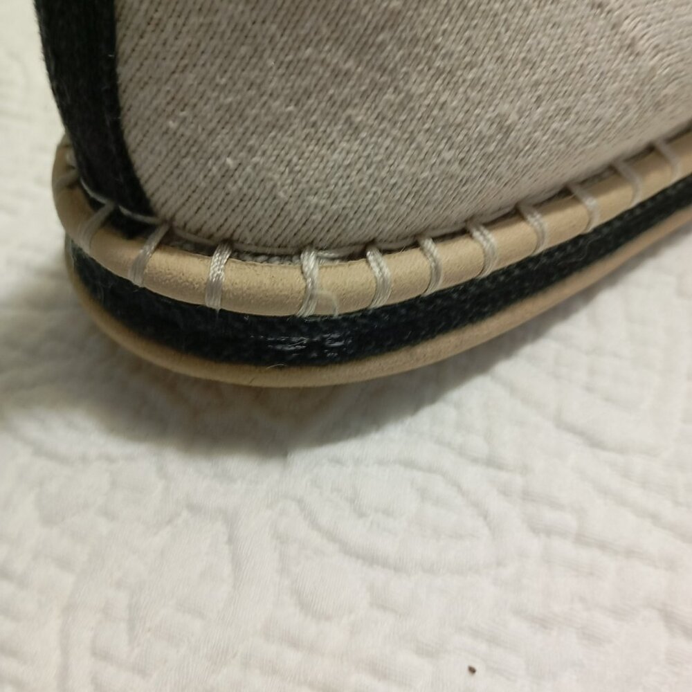 Rothy's Womens Beige Black Slip-On Flats Blue Trim Sustainable Size 9 Shoes - Picture 9 of 9